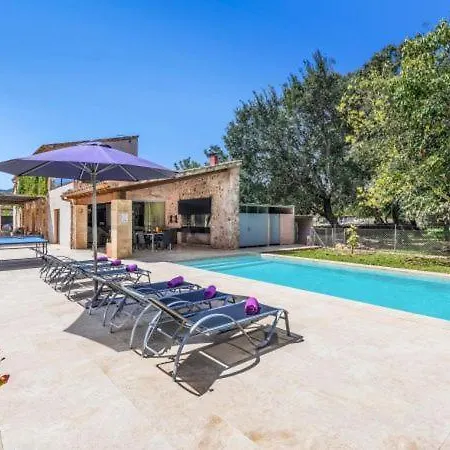 Villa Sleeps 5 With Pool Air Con And Wifi